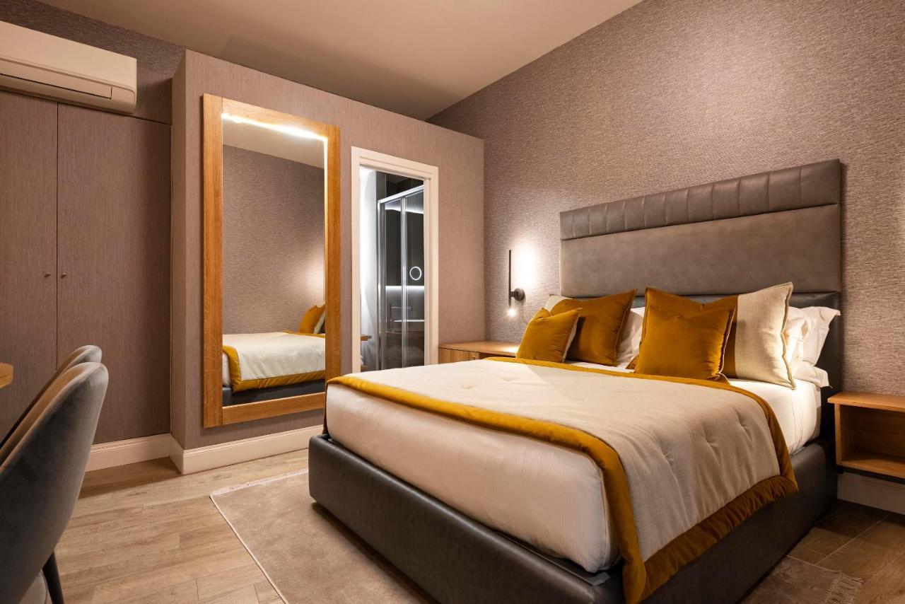 Royal Rooms Corso Rome Exterior photo
